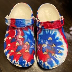 Red,White,&Blue 4th of July Mickey Themed Crocs.